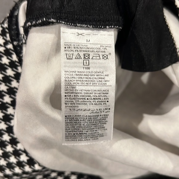 Like New - Old Navy - Stevie legging - Picture 4 of 4